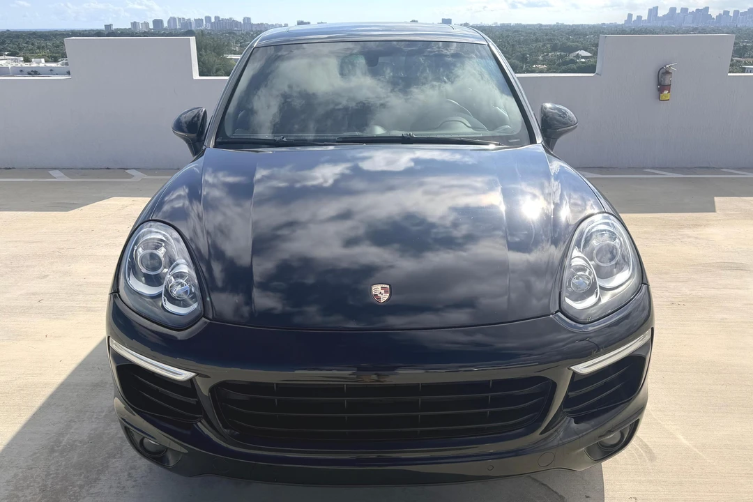2016 Porsche 958 Cayenne - Image 2 of 31