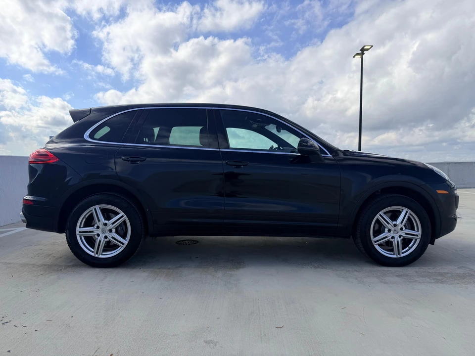 2016 Porsche 958 Cayenne - Image 21 of 31
