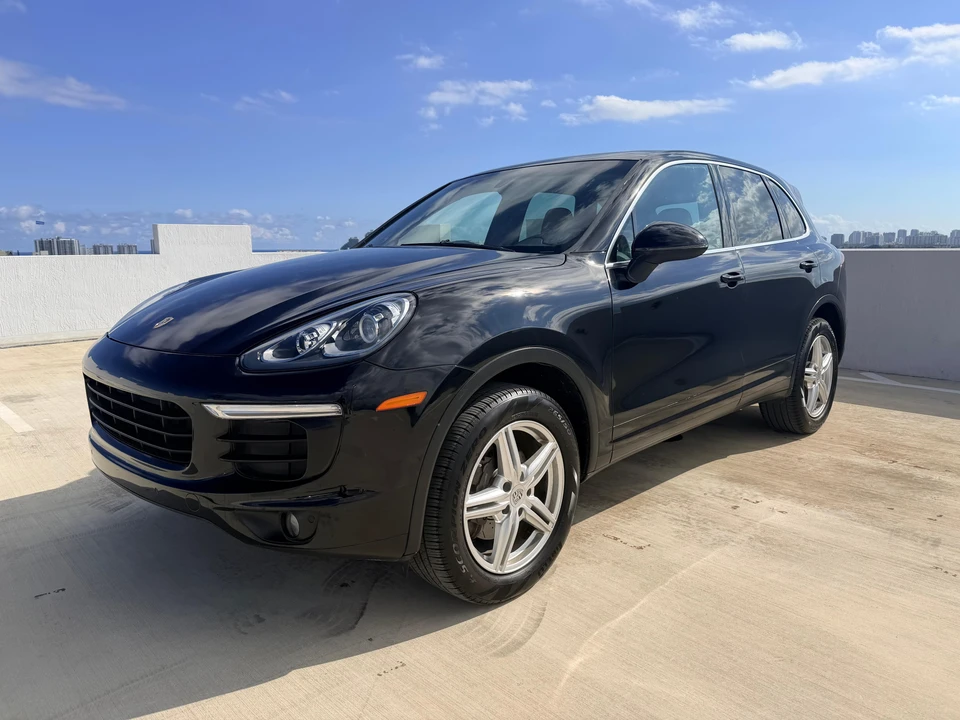 2016 Porsche 958 Cayenne - Image 10 of 31