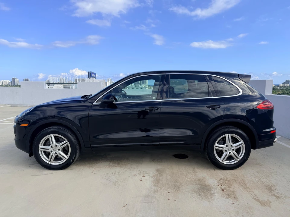 2016 Porsche 958 Cayenne - Image 14 of 31