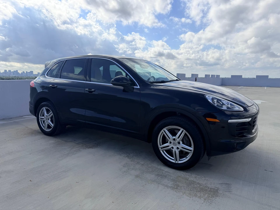 2016 Porsche 958 Cayenne - Image 22 of 31