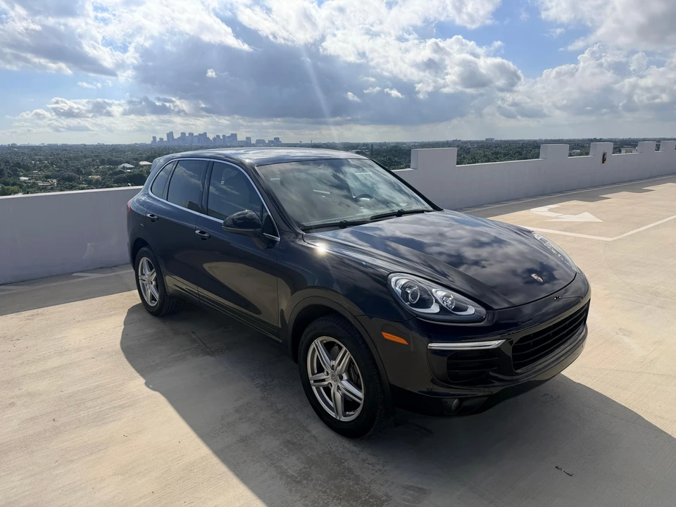 2016 Porsche 958 Cayenne - Image 24 of 31