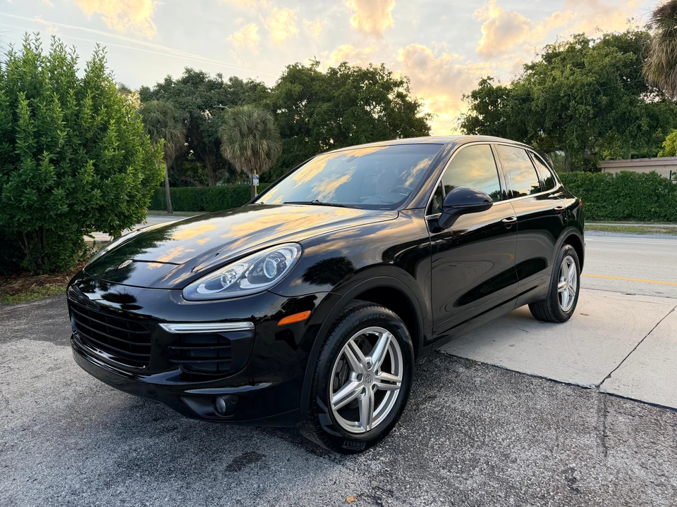 2016 Porsche 958 Cayenne - Image 9 of 31
