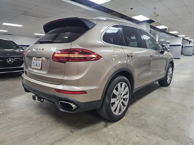 2016 Porsche 958 Cayenne - Image 2 of 12