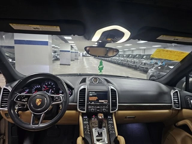 2016 Porsche 958 Cayenne - Image 9 of 12