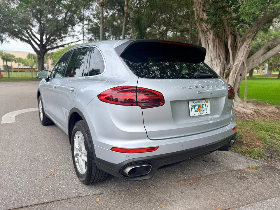 2016 Porsche 958 Cayenne - Image 23 of 31