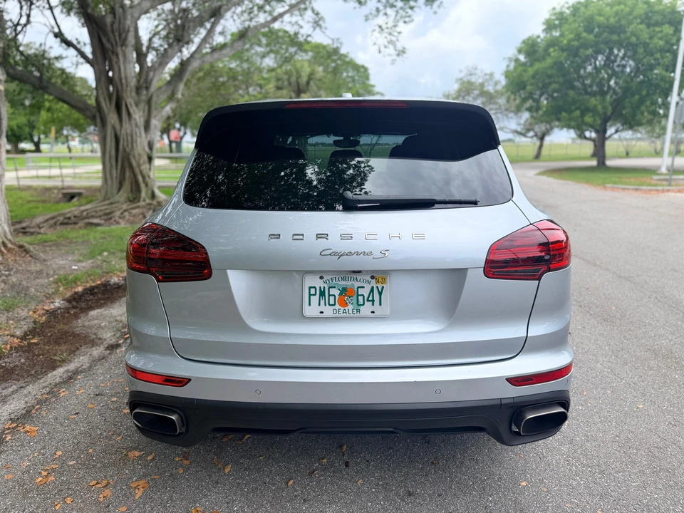 2016 Porsche 958 Cayenne - Image 25 of 31