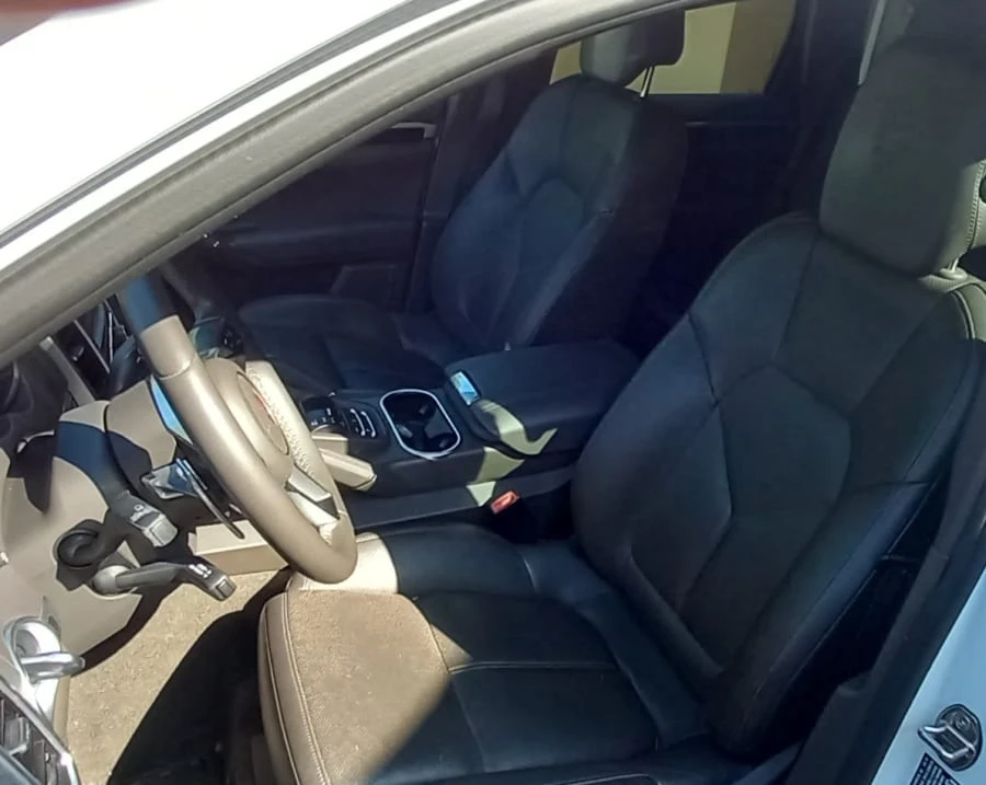 2016 Porsche 958 Cayenne - Image 11 of 11