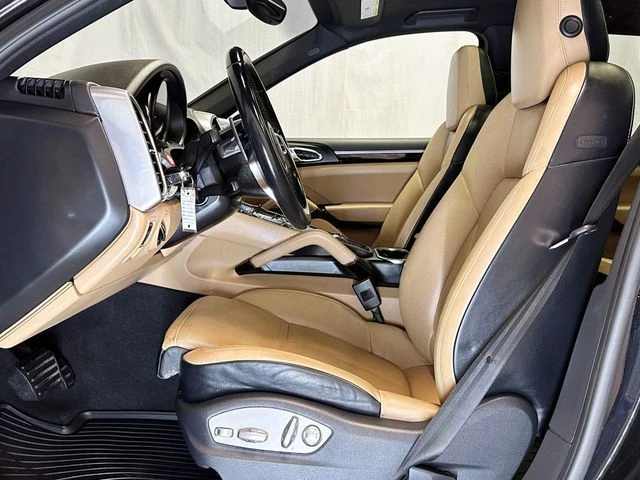 2016 Porsche 958 Cayenne - Image 19 of 31
