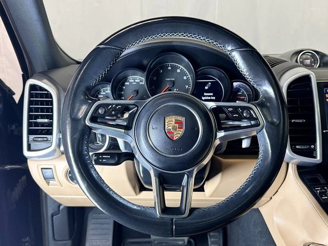 2016 Porsche 958 Cayenne - Image 25 of 31