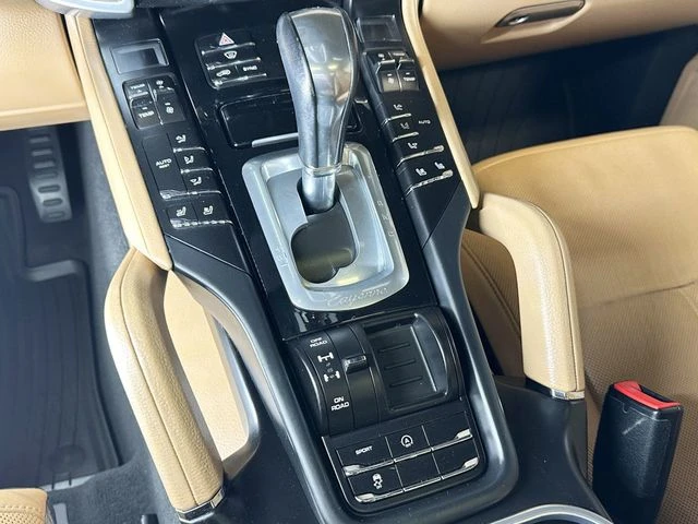 2016 Porsche 958 Cayenne - Image 30 of 31