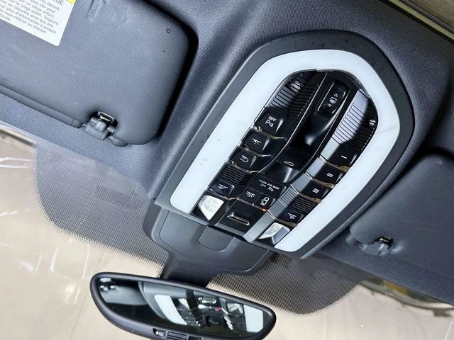 2016 Porsche 958 Cayenne - Image 31 of 31