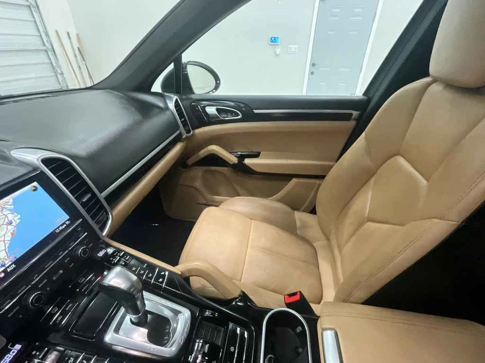 2016 Porsche 958 Cayenne - Image 24 of 24
