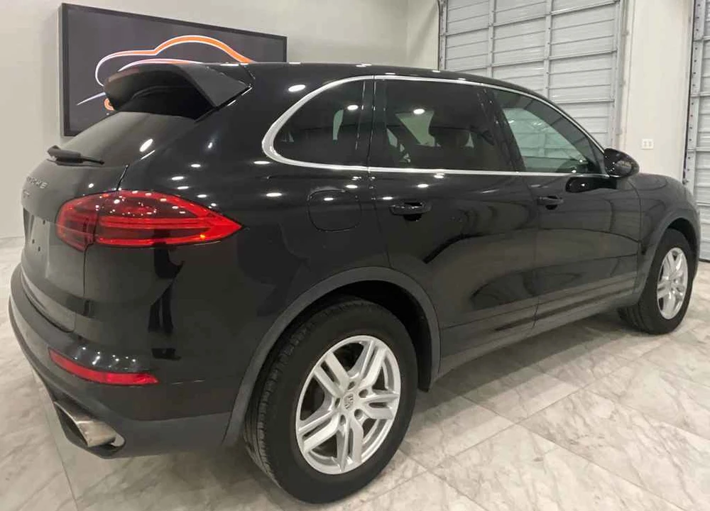 2016 Porsche 958 Cayenne - Image 4 of 24
