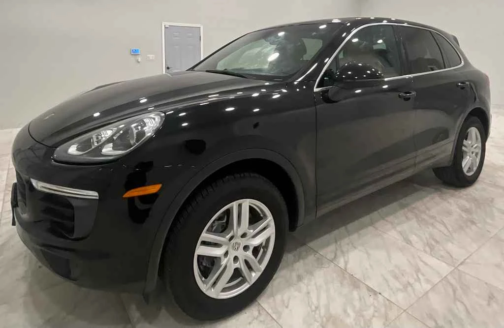 2016 Porsche 958 Cayenne - Image 8 of 24