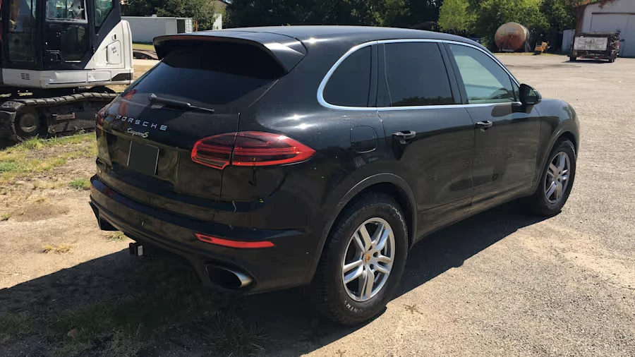 2016 Porsche 958 Cayenne - Image 3 of 19
