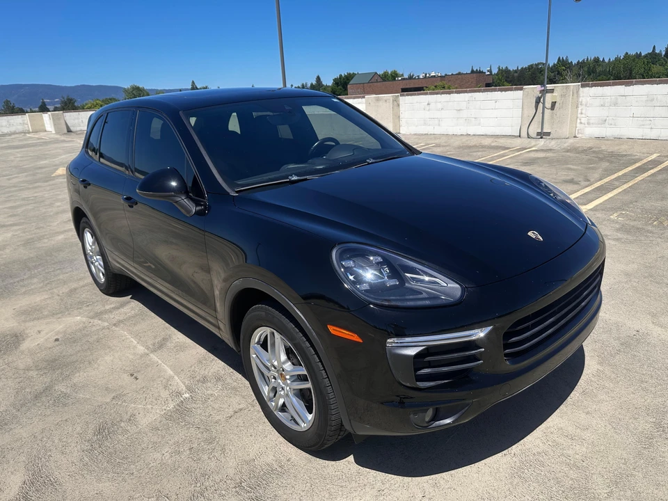 2016 Porsche 958 Cayenne - Image 15 of 31