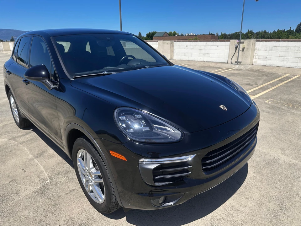 2016 Porsche 958 Cayenne - Image 16 of 31
