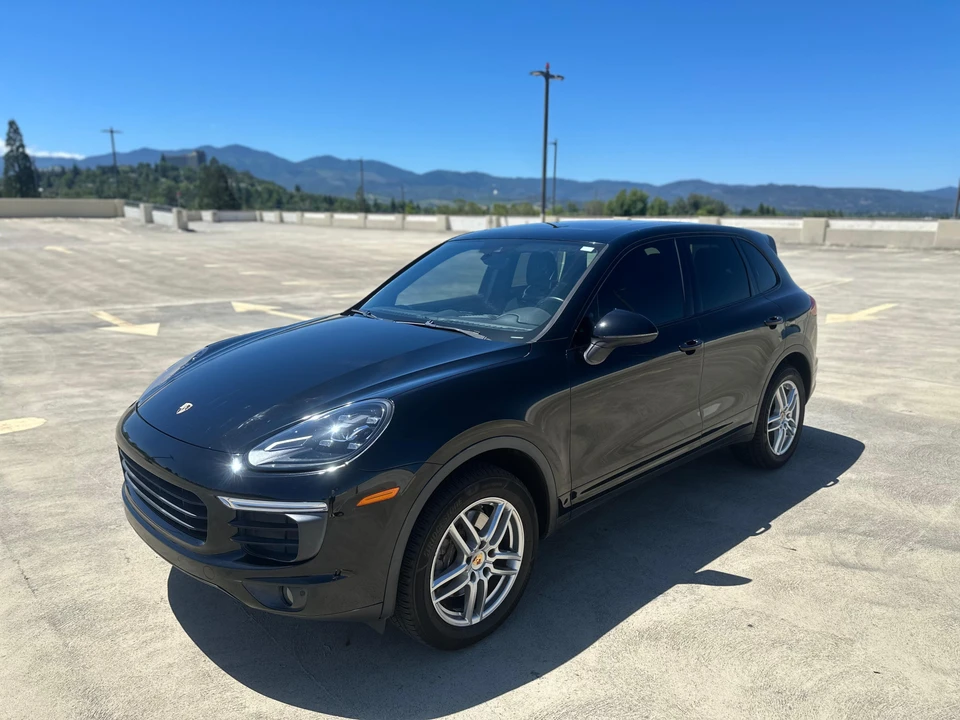 2016 Porsche 958 Cayenne - Image 8 of 31