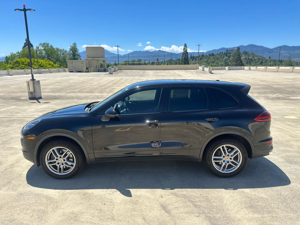 2016 Porsche 958 Cayenne - Image 9 of 31