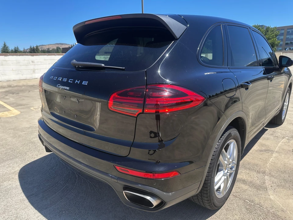 2016 Porsche 958 Cayenne - Image 27 of 31