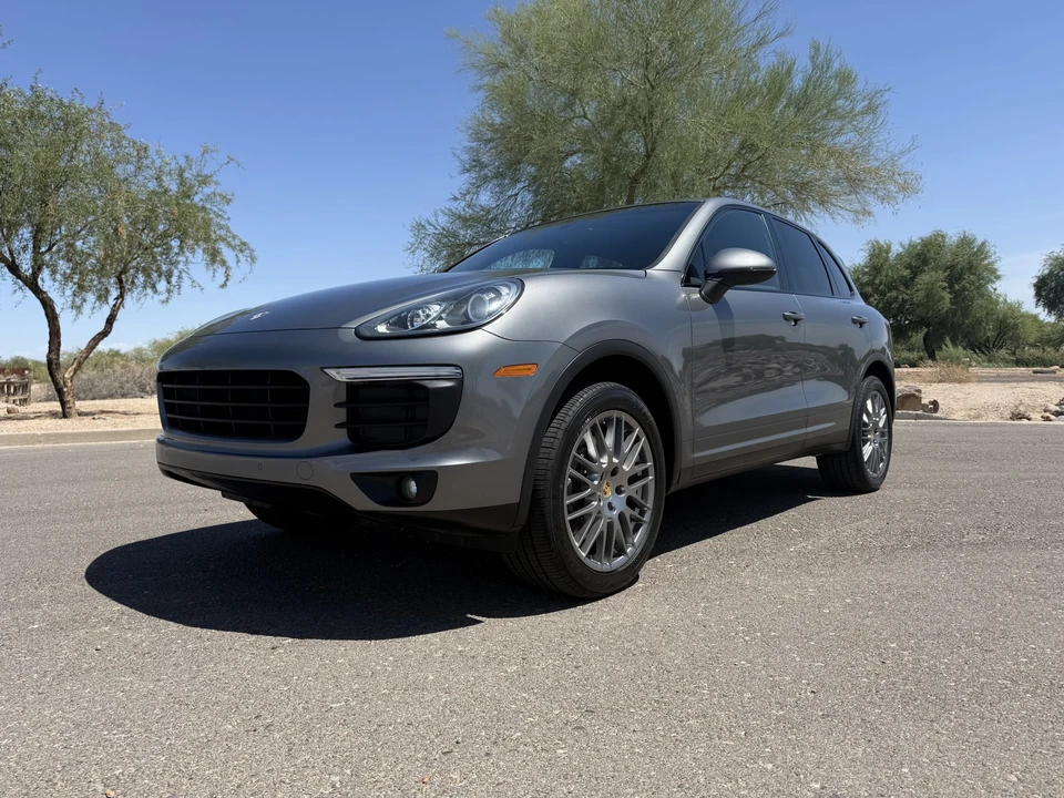 2016 Porsche 958 Cayenne - Image 2 of 31