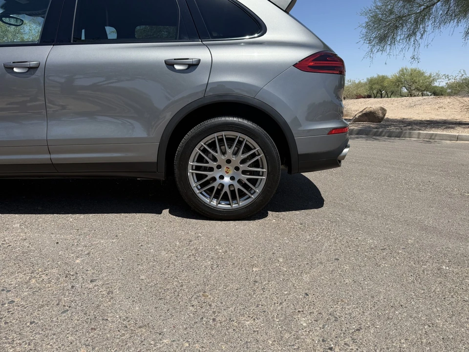 2016 Porsche 958 Cayenne - Image 30 of 31