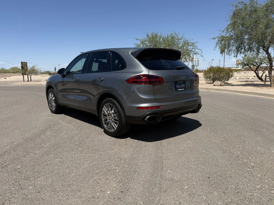 2016 Porsche 958 Cayenne - Image 11 of 31