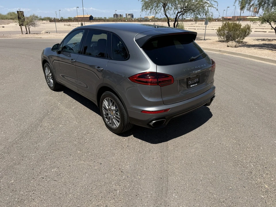 2016 Porsche 958 Cayenne - Image 10 of 31