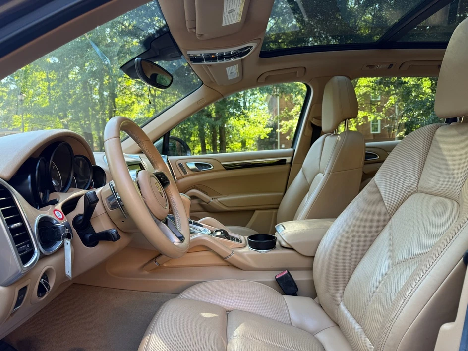 2016 Porsche 958 Cayenne - Image 21 of 31