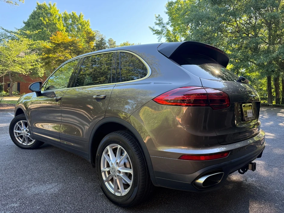 2016 Porsche 958 Cayenne - Image 14 of 31