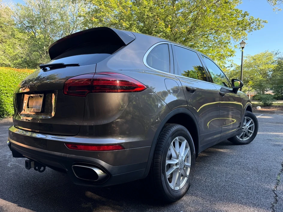 2016 Porsche 958 Cayenne - Image 10 of 31