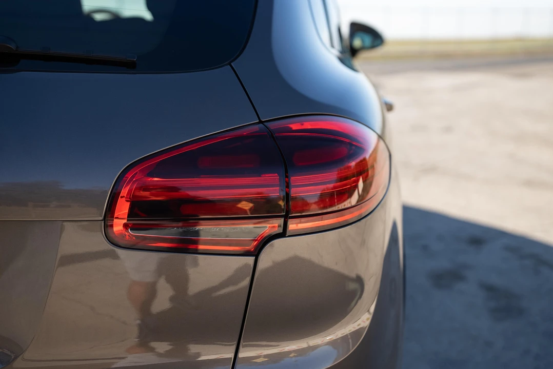 2016 Porsche 958 Cayenne - Image 31 of 31
