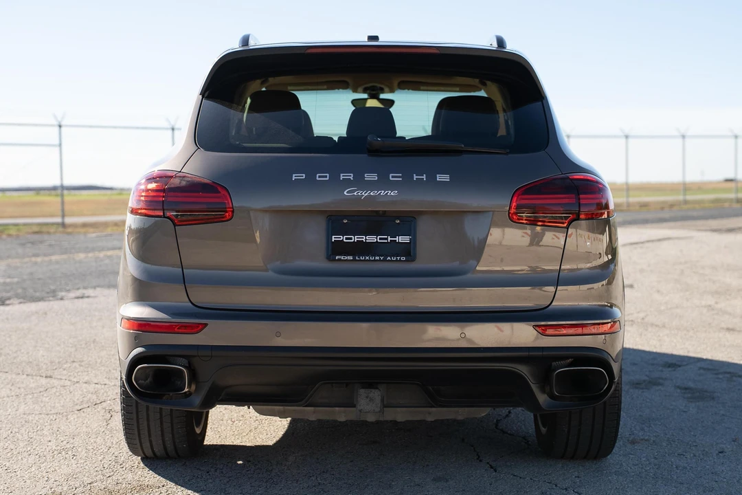 2016 Porsche 958 Cayenne - Image 5 of 31
