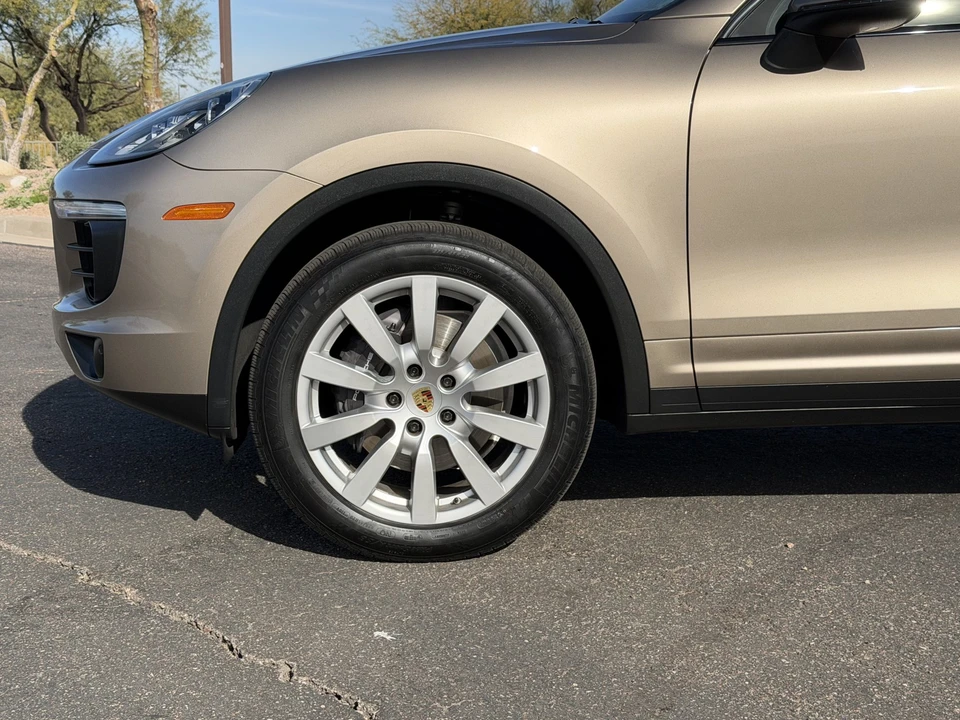 2016 Porsche 958 Cayenne - Image 26 of 31