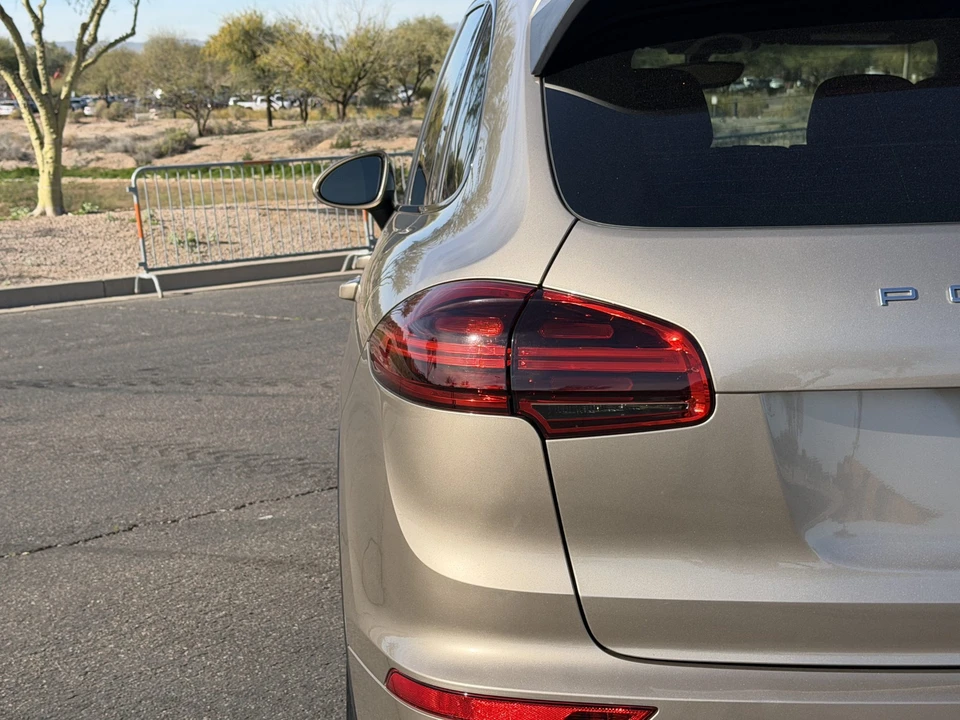 2016 Porsche 958 Cayenne - Image 19 of 31