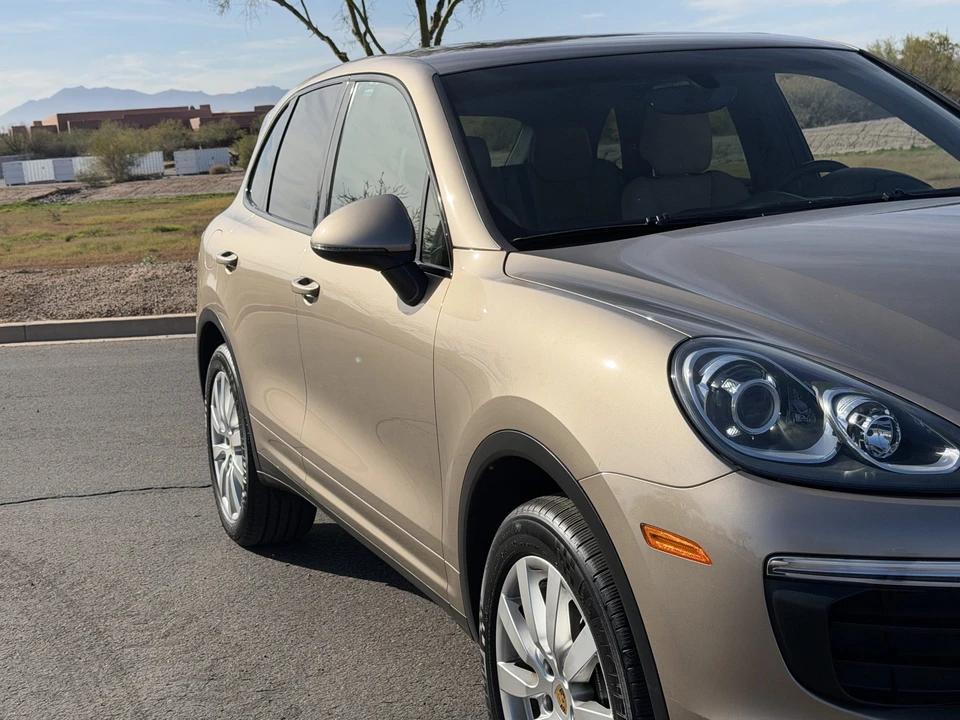 2016 Porsche 958 Cayenne - Image 14 of 31