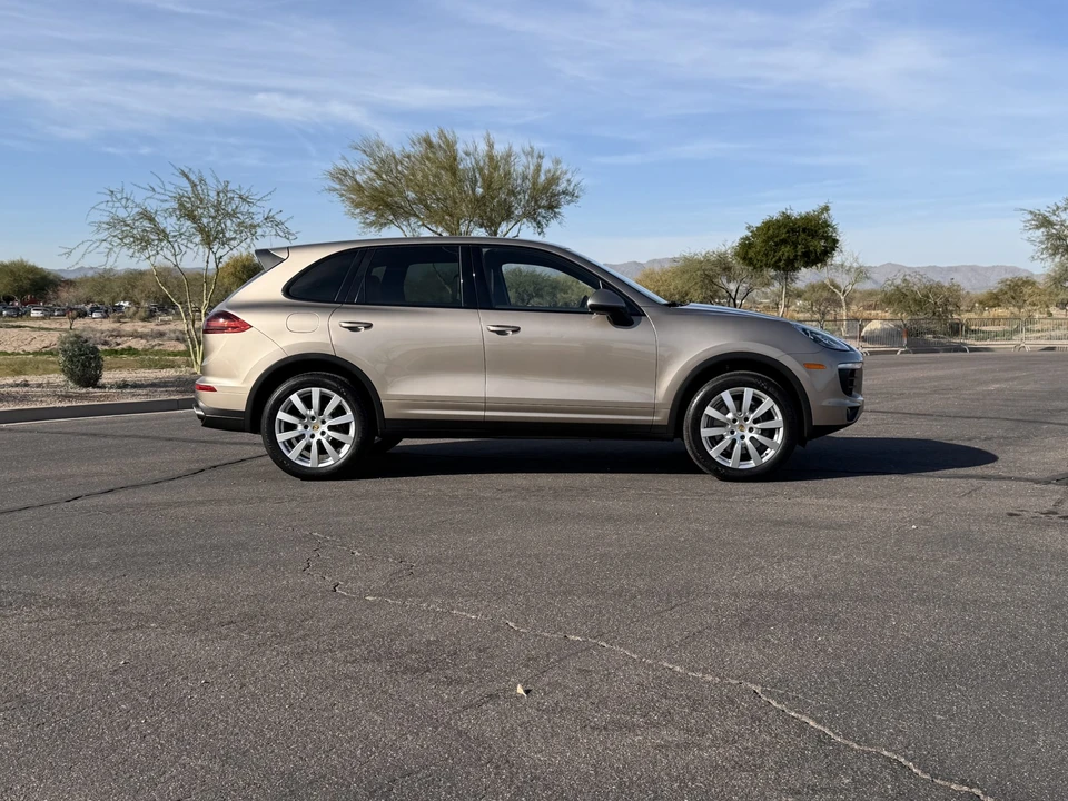2016 Porsche 958 Cayenne - Image 7 of 31
