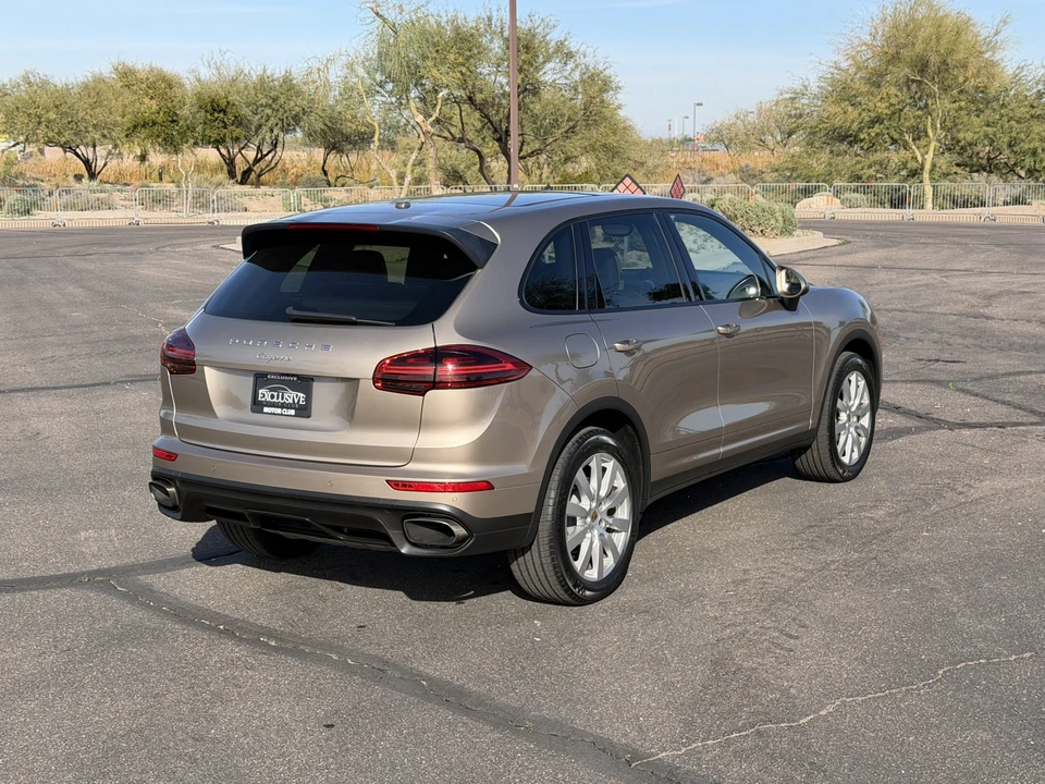 2016 Porsche 958 Cayenne - Image 8 of 31
