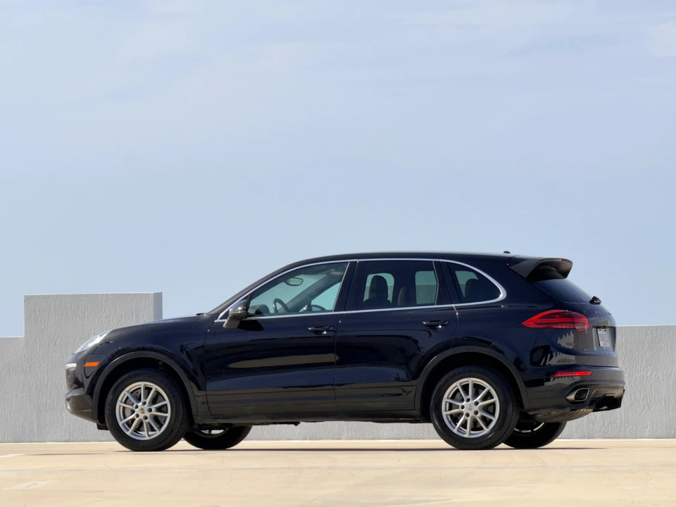 2016 Porsche 958 Cayenne - Image 16 of 31
