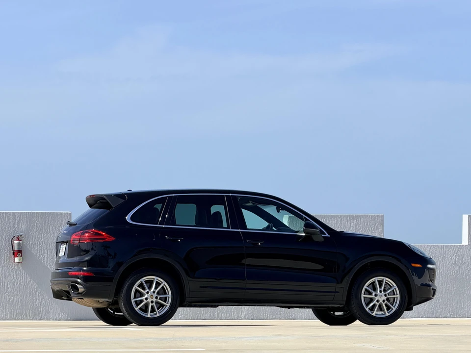 2016 Porsche 958 Cayenne - Image 29 of 31