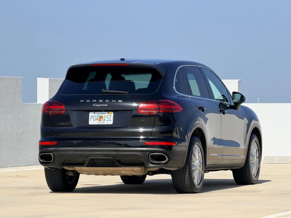 2016 Porsche 958 Cayenne - Image 26 of 31
