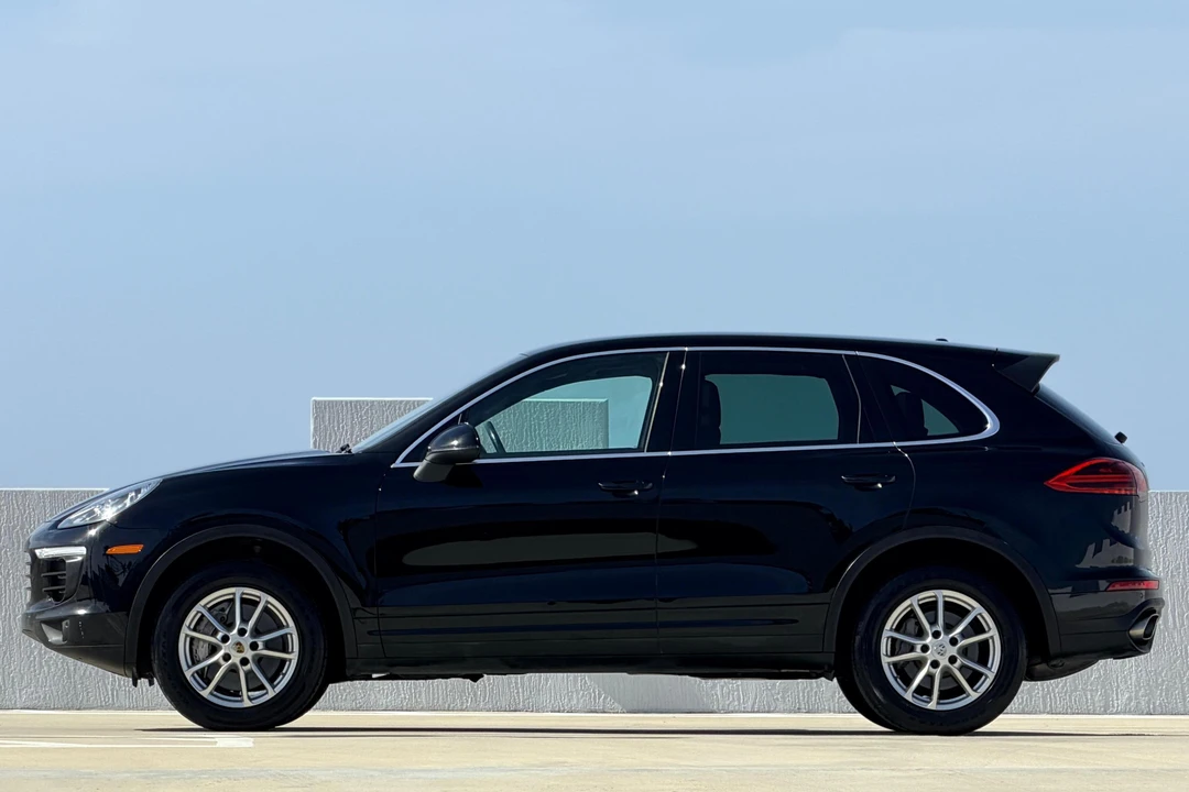 2016 Porsche 958 Cayenne - Image 3 of 31