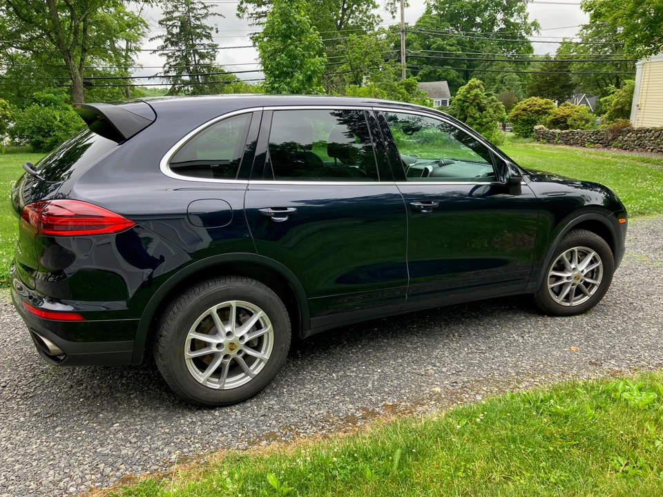 2016 Porsche 958 Cayenne - Image 10 of 31