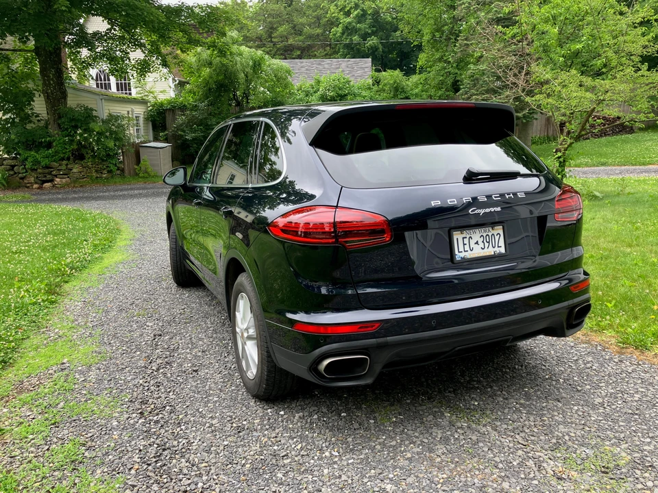 2016 Porsche 958 Cayenne - Image 9 of 31
