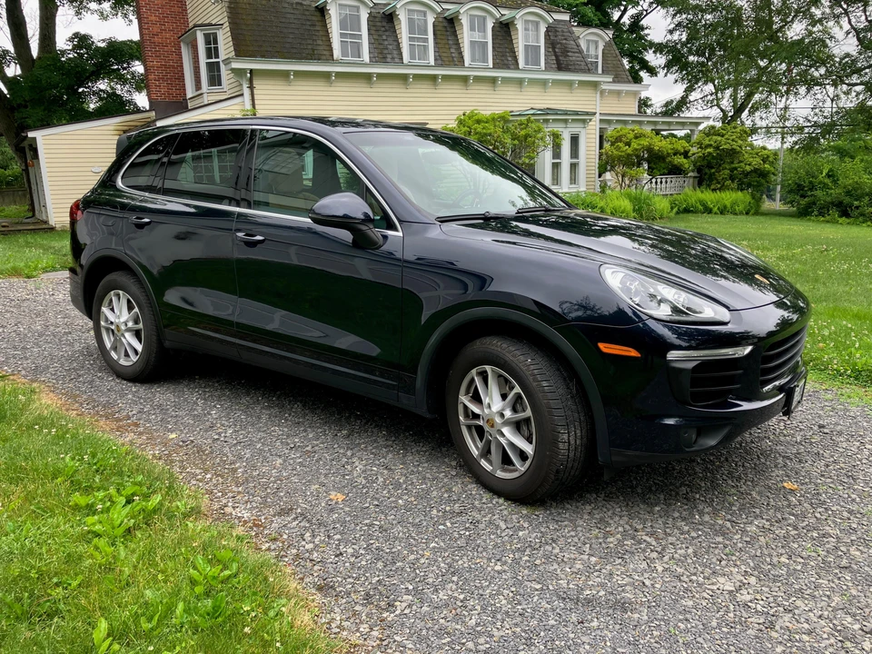 2016 Porsche 958 Cayenne - Image 11 of 31