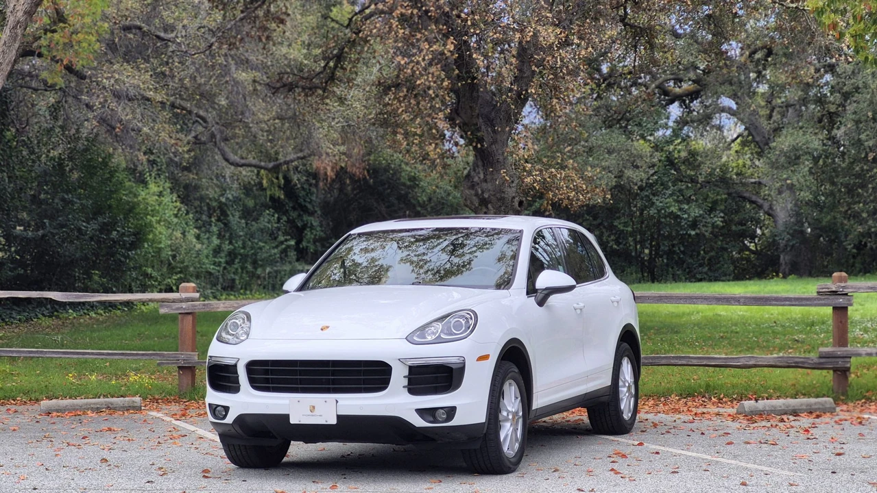 2016 Porsche 958 Cayenne - Image 3 of 31