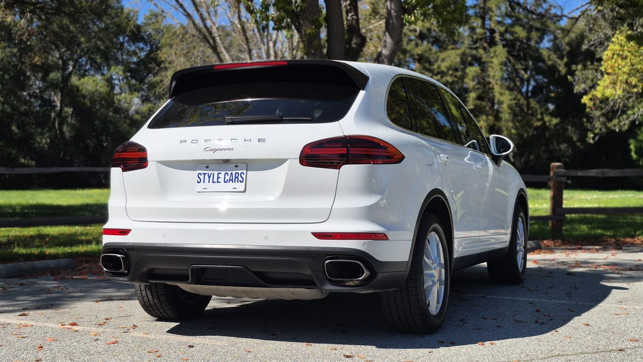 2016 Porsche 958 Cayenne - Image 31 of 31