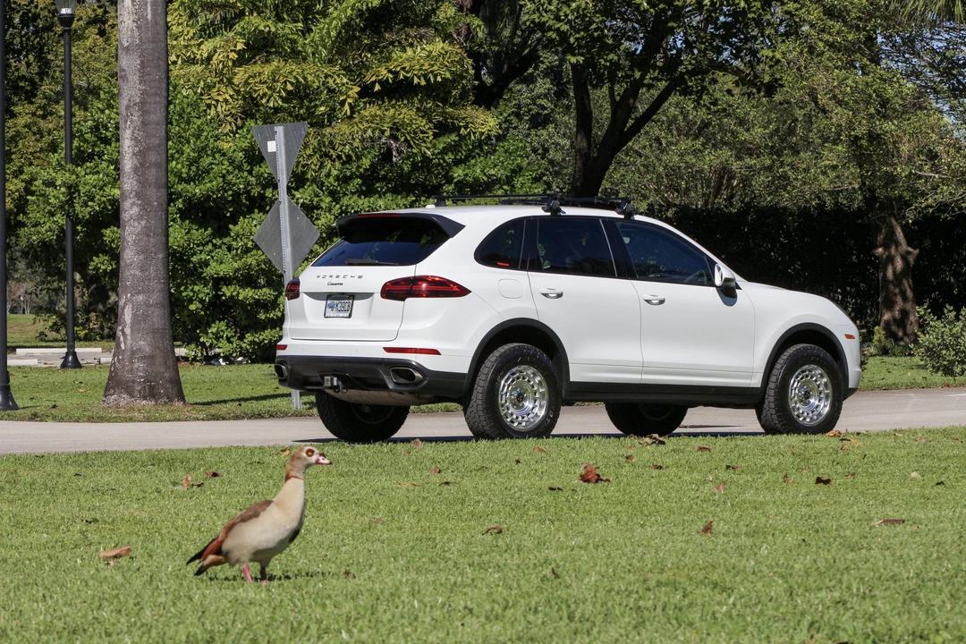 2016 Porsche 958 Cayenne - Image 29 of 31