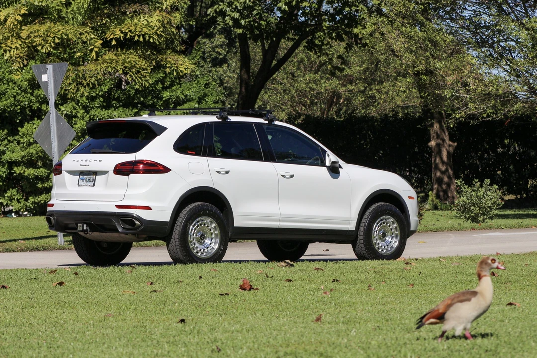 2016 Porsche 958 Cayenne - Image 26 of 31